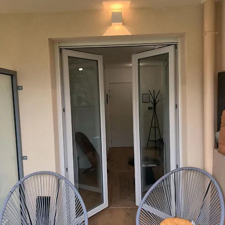 Du Golf- Terrasse Et Jardin Prive *