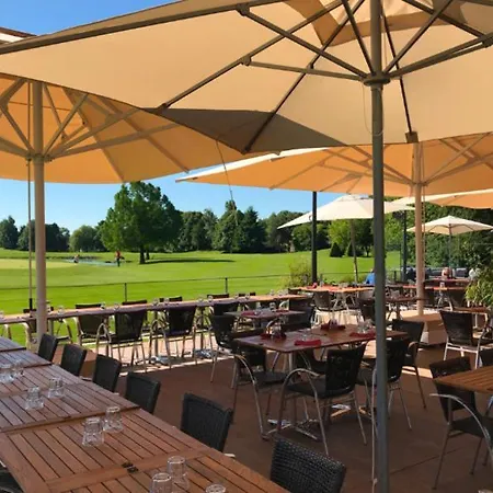 Du Golf- Terrasse Et Jardin Prive Apartamento